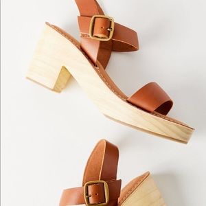 Wood Heeled sandals